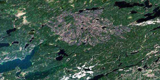 Kapikotongwa Lake Satellite Map 042L11 at 1:50,000 scale - National Topographic System of Canada (NTS) - Orthophoto