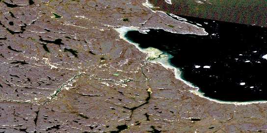 Air photo: Qavirajarjuaq Hill Satellite Image map 046L07 at 1:50,000 Scale