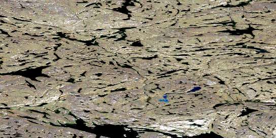 Air photo: Tuurvik Lake Satellite Image map 046N02 at 1:50,000 Scale