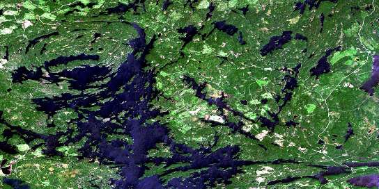 Mainville Lake Satellite Map 052C14 at 1:50,000 scale - National Topographic System of Canada (NTS) - Orthophoto