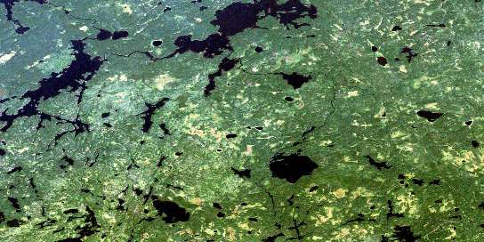 Mamakwash Lake Satellite Map 052N10 at 1:50,000 scale - National Topographic System of Canada (NTS) - Orthophoto