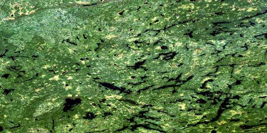 Air photo: Wigwasikak Lake Satellite Image map 052N16 at 1:50,000 Scale