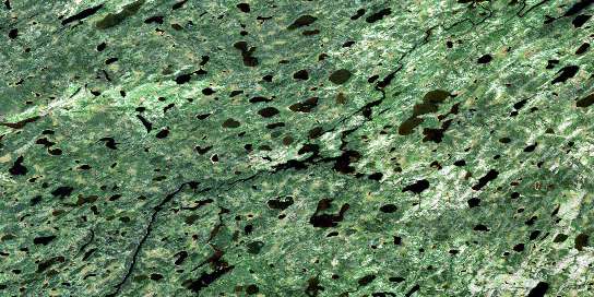 Air photo: Kaneesose Lake Satellite Image map 053H05 at 1:50,000 Scale