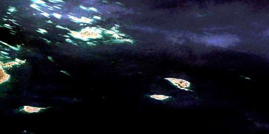 Air photo: Imilijjuaq Island Satellite Image map 055F15 at 1:50,000 Scale