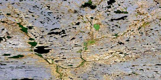 Air photo: Snow Bunting Lake Satellite Image map 056L01 at 1:50,000 Scale
