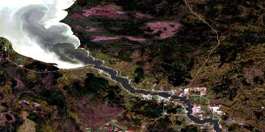 Air photo: Pine Falls Satellite Image map 062I09 at 1:50,000 Scale