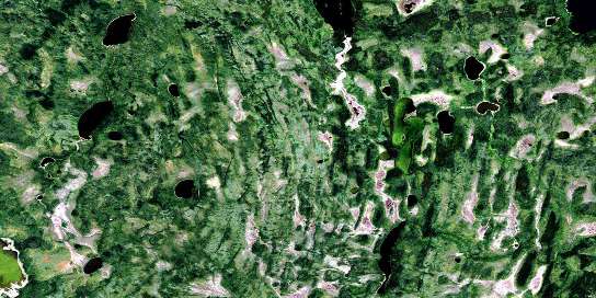 Air photo: Saunders Lake Satellite Image map 063L06 at 1:50,000 Scale