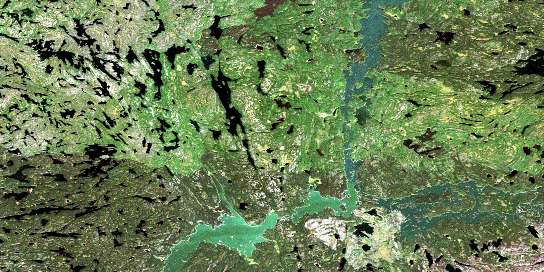 Iskwatam Lake Satellite Map 063M11 at 1:50,000 scale - National Topographic System of Canada (NTS) - Orthophoto