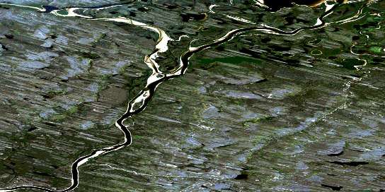 Air photo: Ursus Islands Satellite Image map 066C05 at 1:50,000 Scale