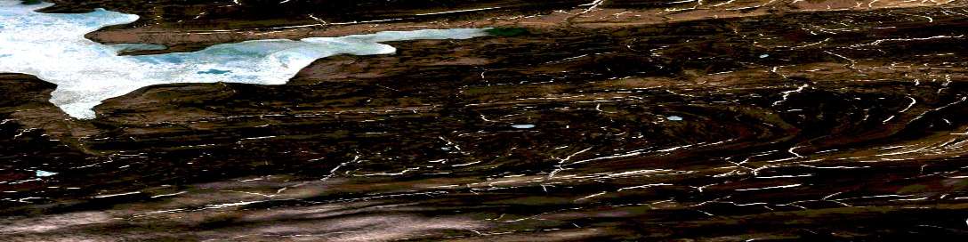 Dundee Bight Satellite Map 068H13 at 1:50,000 scale - National Topographic System of Canada (NTS) - Orthophoto