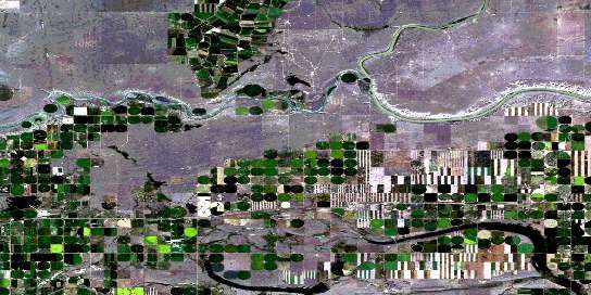 Air photo: Grassy Lake Satellite Image map 072E13 at 1:50,000 Scale