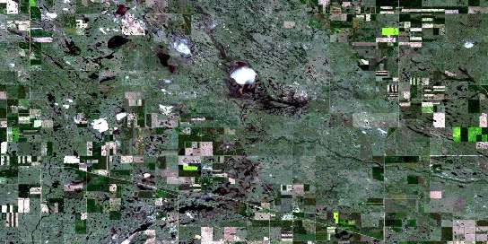 Air photo: Youngstown Satellite Image map 072M11 at 1:50,000 Scale