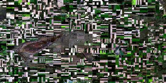 Air photo: Kiyiu Lake Satellite Image map 072N10 at 1:50,000 Scale