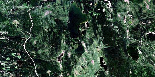 Air photo: Bittern Lake Satellite Image map 073H13 at 1:50,000 Scale