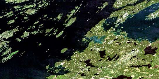 Air photo: Hunter Bay Satellite Image map 073P02 at 1:50,000 Scale