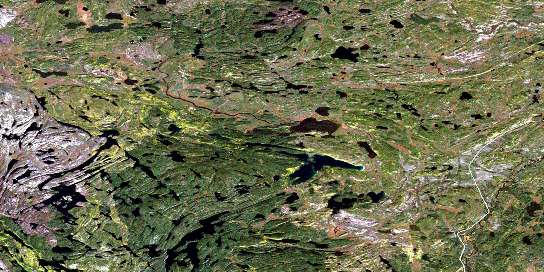 Complex Lake Satellite Map 074B07 at 1:50,000 scale - National Topographic System of Canada (NTS) - Orthophoto