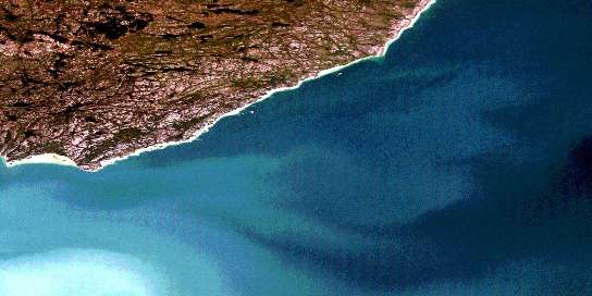 Air photo: Winnifred Lake Satellite Image map 074M01 at 1:50,000 Scale