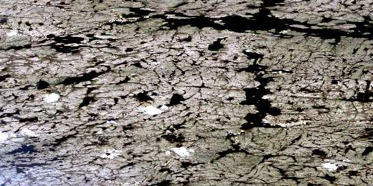 Air photo: Timberhill Lake Satellite Image map 075J07 at 1:50,000 Scale