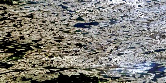 Air photo: Mcfarlane Lake Satellite Image map 075J09 at 1:50,000 Scale