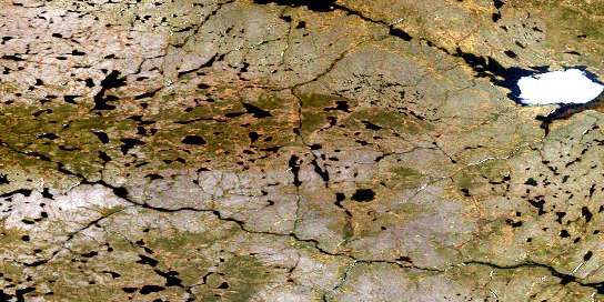 Air photo: Tourgis Lake Satellite Image map 076B09 at 1:50,000 Scale