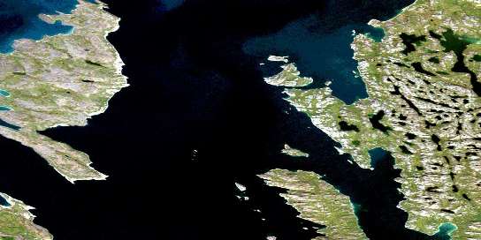 Kanuyak Island Satellite Map 076O05 at 1:50,000 scale - National Topographic System of Canada (NTS) - Orthophoto