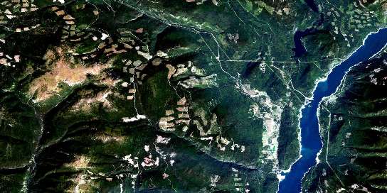 Air photo: Edgewood Satellite Image map 082E16 at 1:50,000 Scale