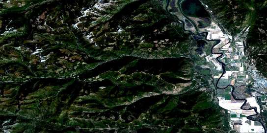 Creston Satellite Map 082F02 at 1:50,000 scale - National Topographic System of Canada (NTS) - Orthophoto