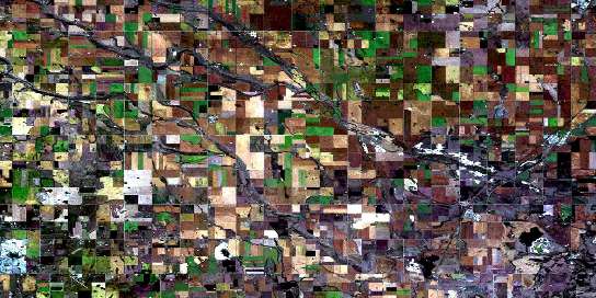 Air photo: Irricana Satellite Image map 082P05 at 1:50,000 Scale