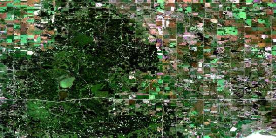 Air photo: Astotin Lake Satellite Image map 083H10 at 1:50,000 Scale