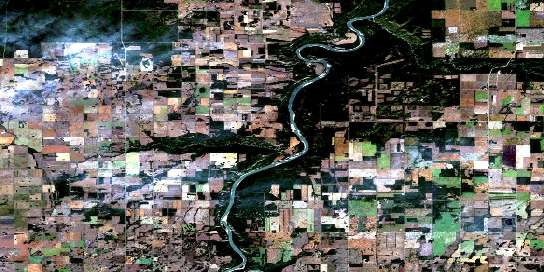 Smoky Heights Satellite Map 083M08 at 1:50,000 scale - National Topographic System of Canada (NTS) - Orthophoto