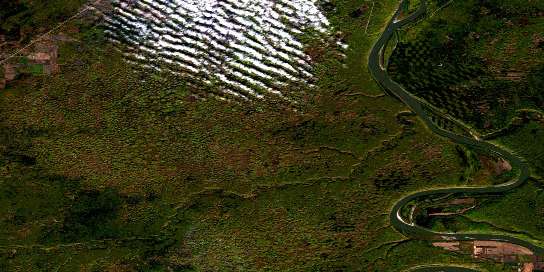 Air photo: Paddle Prairie Satellite Image map 084F14 at 1:50,000 Scale