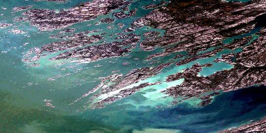 Air photo: Petitot Islands Satellite Image map 085H10 at 1:50,000 Scale