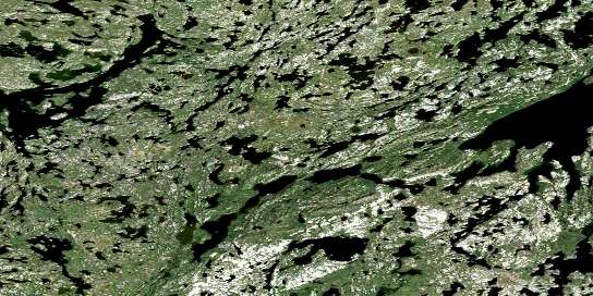 Air photo: Snively Lake Satellite Image map 085N16 at 1:50,000 Scale