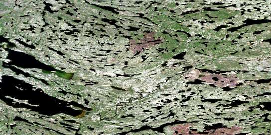 Air photo: Little Crapeau Lake Satellite Image map 086C16 at 1:50,000 Scale