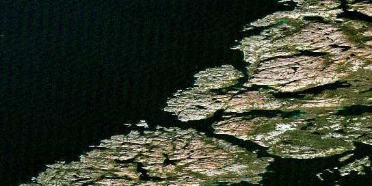 Air photo: Charlton Bay Satellite Image map 086E16 at 1:50,000 Scale