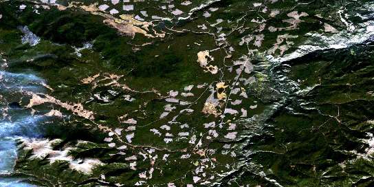 Air photo: Churn Creek Satellite Image map 092O07 at 1:50,000 Scale