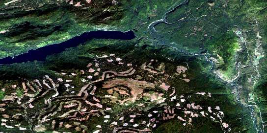 Mahood Lake Satellite Map 092P16 at 1:50,000 scale - National Topographic System of Canada (NTS) - Orthophoto