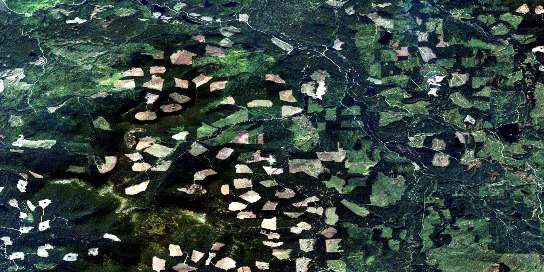 Air photo: Pitoney Lake Satellite Image map 093G09 at 1:50,000 Scale