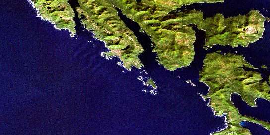 Air photo: Kunghit Island Satellite Image map 103B03 at 1:50,000 Scale