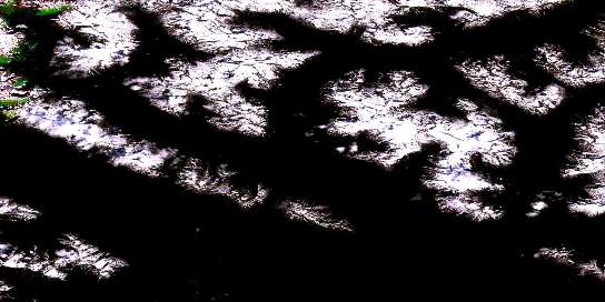Air photo: Damdochax Lake Satellite Image map 104A09 at 1:50,000 Scale